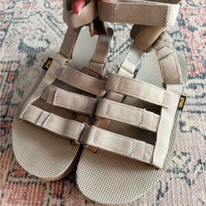 Platform Teva Strappy Sandals